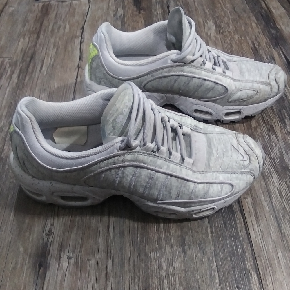 Nike Air Max Tailwind 4 IV SP